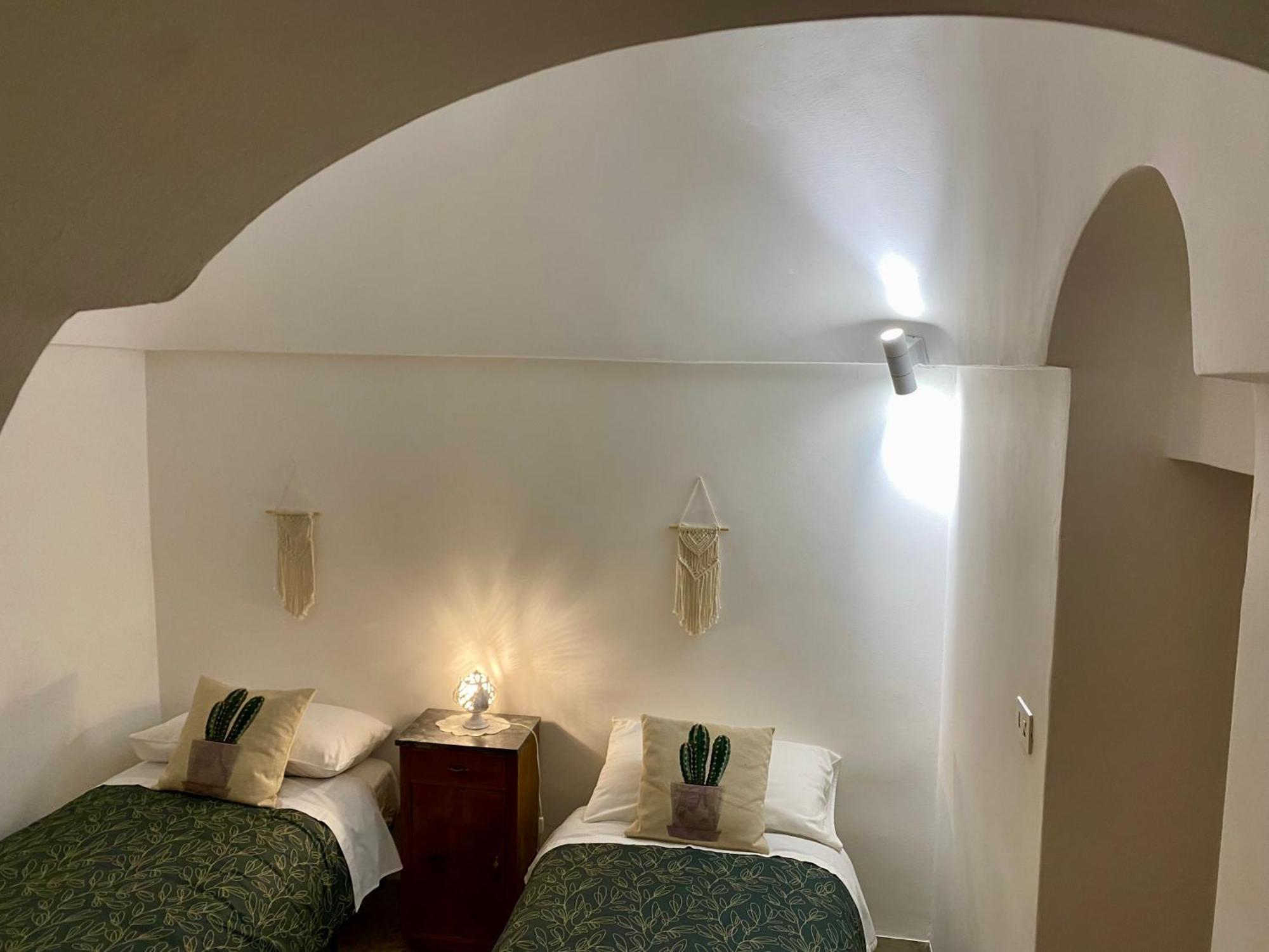 Trulli Pinnacoli Locorotondo Buitenkant foto